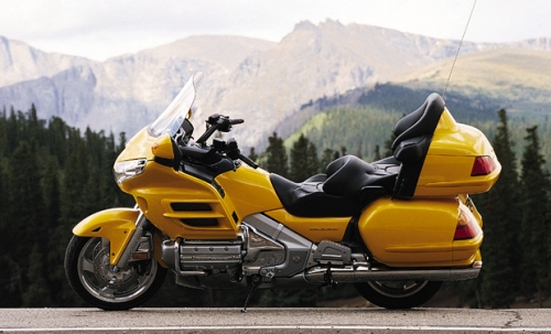 luxury motorcycle tourist-class 