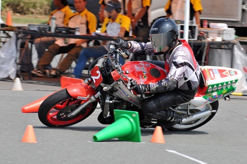 Moto Gymkhana 